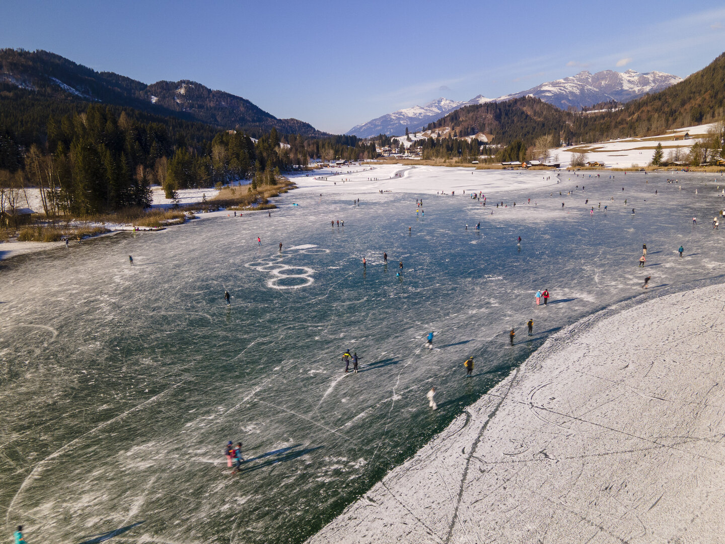 (c) Weissensee Information